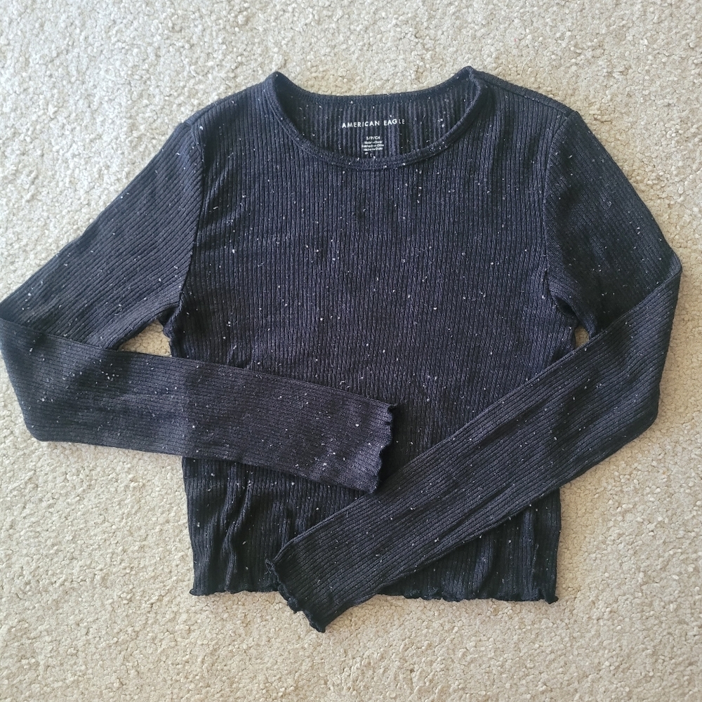 American Eagle long-sleeved crop top, black, size small